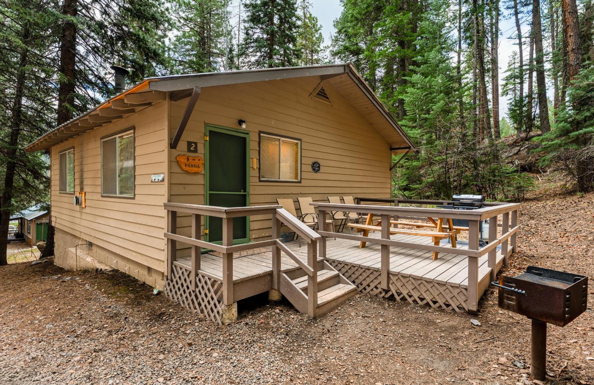 Bear Paw Lodge & Vacation Homes Vallecito Exterior photo